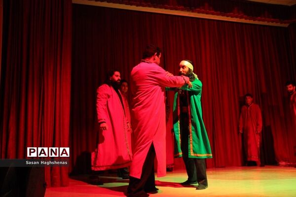 نمایش مذهبی «معرکه آب» در شهرستان اسلامشهر