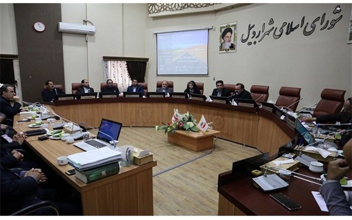 همه نهادها باید در امر آموزش و پرورش مشارکت داشته باشند