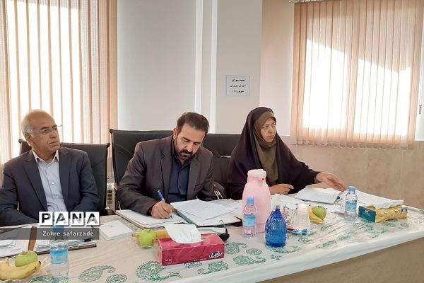 جلسه شورای آموزش و‌ پرورش رودهن