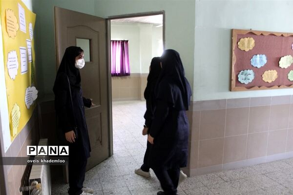 مانور بازگشایی مدارس در دبیرستان توحید