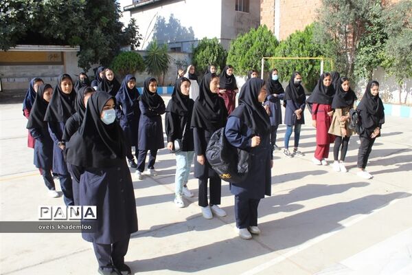 مانور بازگشایی مدارس در دبیرستان توحید