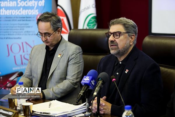 نشست خبری بیست و دومین کنگره بین‌المللی تازه‌های قلب و عروق