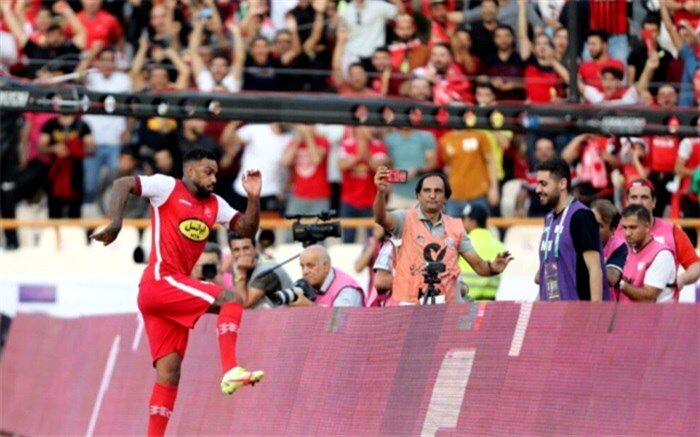 ستاره هلندی‌ پنالتی‌زن اول‌ پرسپولیس شد