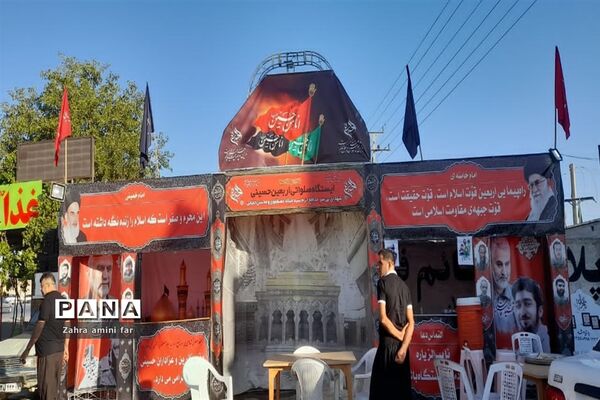 خدمت‌رسانی موکب‌ها به زائرین حسینی