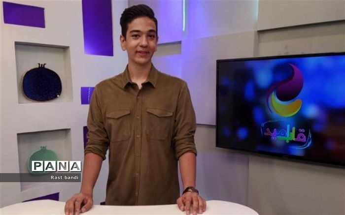 در حرفه بازیگری باید از تجربه بهترینِ بازیگران آموخت، اما نباید مانند آنان شد