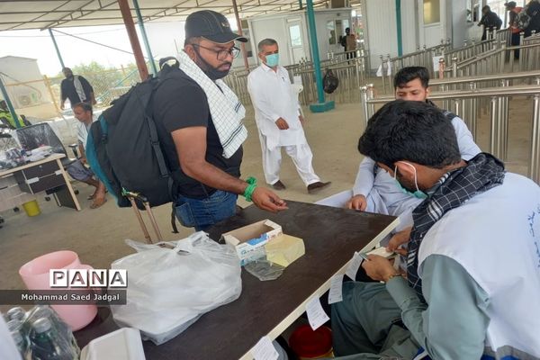 پذیرایی از زائران پاکستانی اربعین در مرز بین‌المللی ریمدان