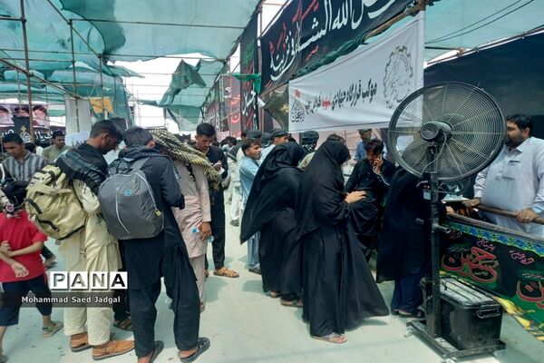 پذیرایی از زائران پاکستانی اربعین در مرز بین‌المللی ریمدان