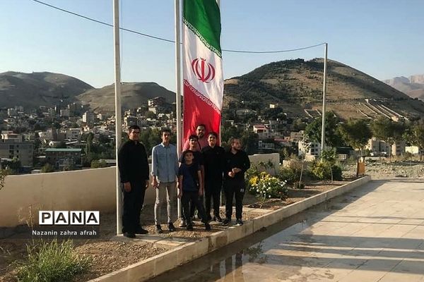 غبارروبی مزار شهدای گمنام رودهن در آستانه اربعین