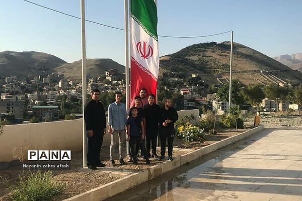 غبارروبی مزار شهدای گمنام رودهن در آستانه اربعین