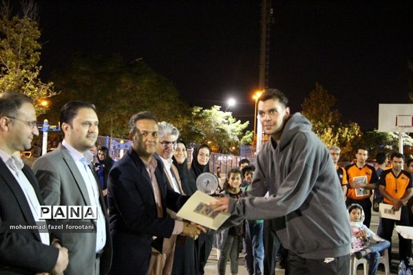 برگزاری اختتامیه مسابقات بسکتبال سه نفره