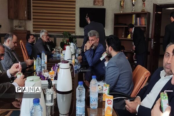 افتتاح سالن ورزشی دبیرستان استعدادهای درخشان شهید باهنر سه با حضور معاون اجرایی رئیس‌جمهوری در البرز