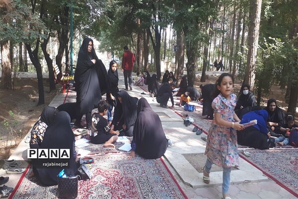 برگزاری مسابقه نقاشی نجات قطره‌ها در ابرکوه
