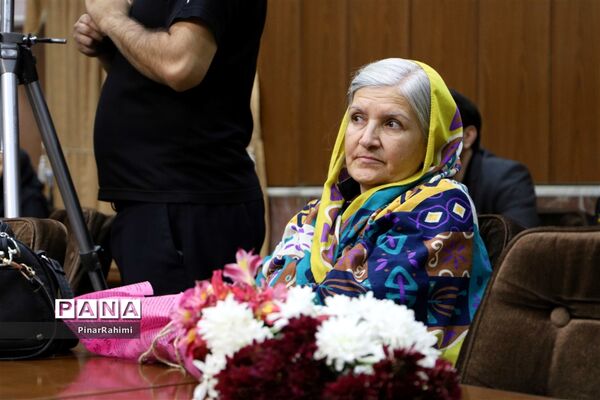 نشست خبری مدیرکل فرهنگ و ارشاد اسلامی آذربایجان شرقی