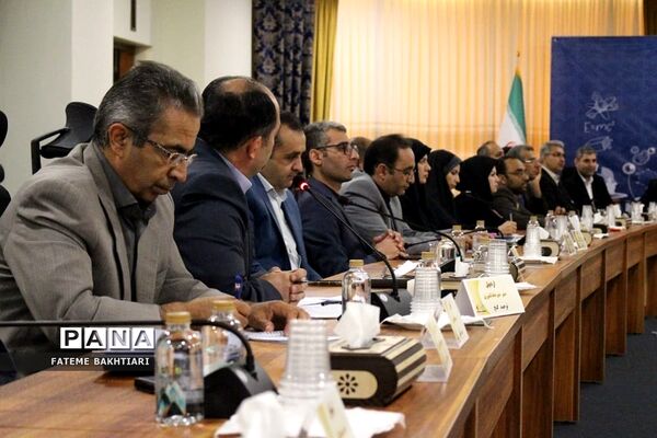 نشست مدیران ادارات تکنولوژی و گروه‌های آموزشی استان‌ها در اردوگاه شهید‌باهنر