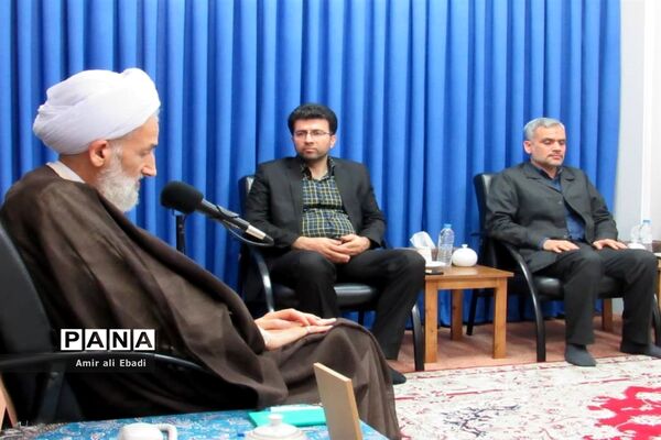 دیدار مدیرکل میراث فرهنگی مازندران با نماینده ولی فقیه