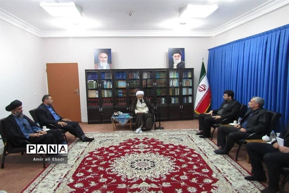 دیدار مدیرکل میراث فرهنگی مازندران با نماینده ولی فقیه