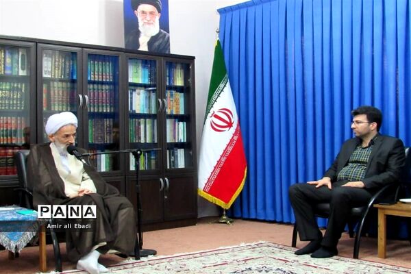 دیدار مدیرکل میراث فرهنگی مازندران با نماینده ولی فقیه
