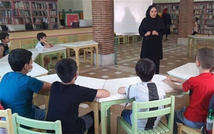 احتمال استقرار اتوبوس‌های سیار در چهارراه‌ها برای آموزش کودکان کار