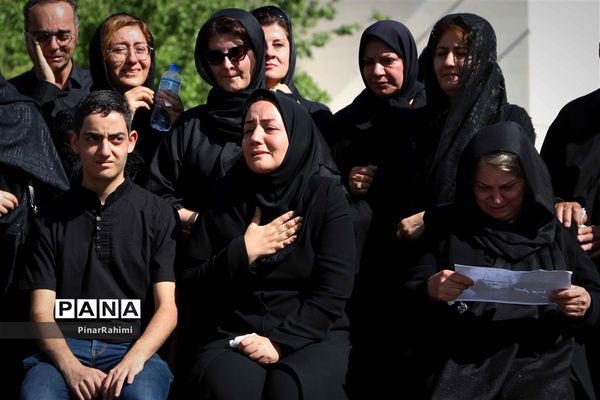 مراسم تشییع پیکر فیلمساز برجسته تبریزی