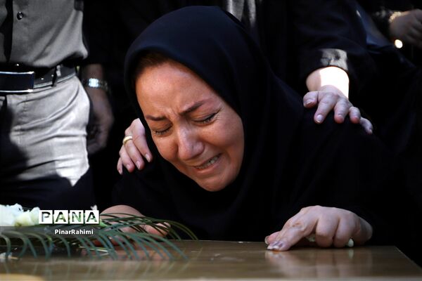 مراسم تشییع پیکر فیلمساز برجسته تبریزی