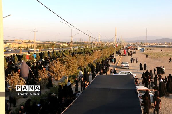 راهپیمایی عاشقان سیدالشهدا(ع) به‌مناسبت روز اربعین در قم-2