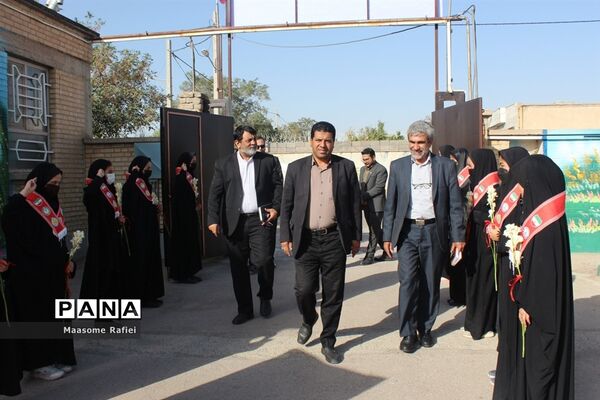 افتتاح مدرسه خیرساز شاهد رهبرنیا در شهرستان گلبهار