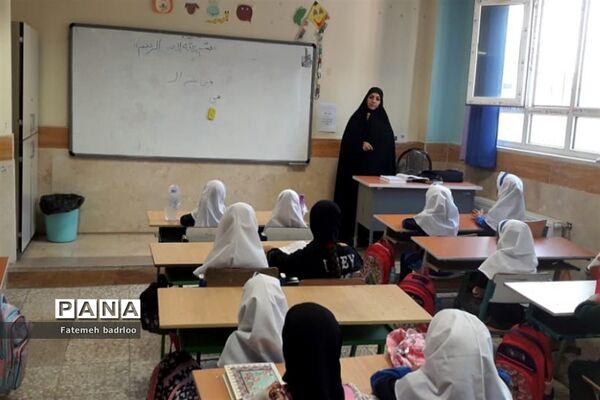 اجرای برنامه‌های اوقات فراغت پایگاه‌های تابستانی در ناحیه دو بهارستان