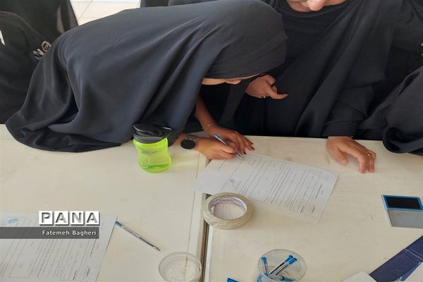 جلسه امضای قرارداد بورسیه تحصیلی ویژه 550 دانش آموز تحت پوشش موسسه دارالاکرام قم