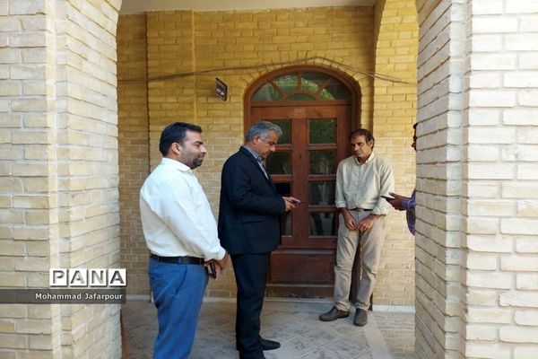 بازدید فرماندار شهرستان بوشهر از ادارات دولتی