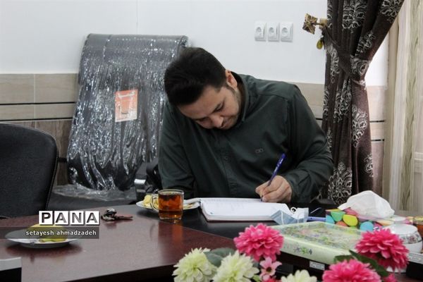 نشست خبرنگاران و اصحاب رسانه با مدیر آموزش و پرورش گلوگاه