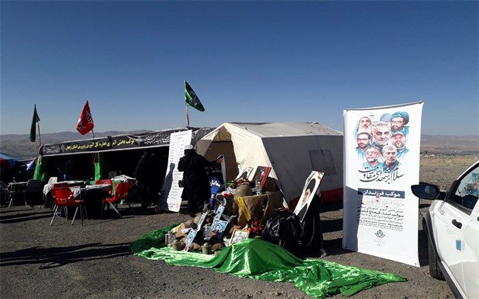 موکب فرزندان حاج قاسم در مسیر پیاده‌روی جاماندگان اربعین حسینی زنجان برپا شد