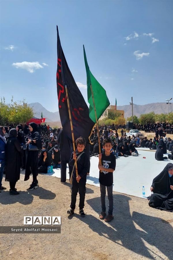 راهپیمایی جاماندگان اربعین حسینی در شهرستان اقلید استان فارس