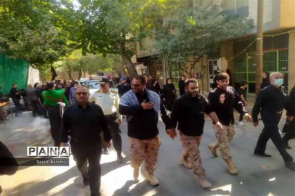 راهپیمایی جاماندگان اربعین حسینی در شهرستان اقلید استان فارس