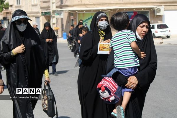 پیاده‌روی دلدادگان اربعین حسینی در بوشهر