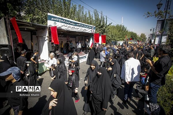 موکب فرزندان حاج قاسم در راهپیمایی اربعین حسینی-تهران