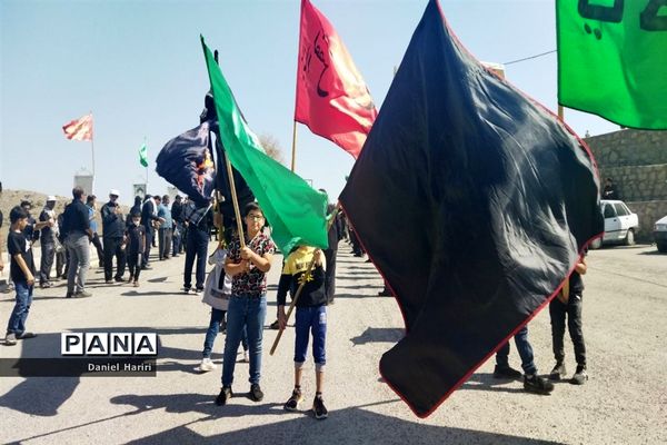 پیاده‌روی جاماندگان اربعین روستای حسن‌آباد نایین