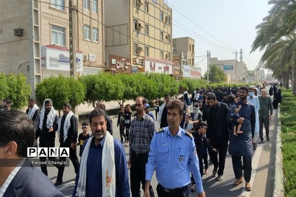 خدمت‌رسانی موکب قرارگاه عدالت تربیتی چابهار به عزاداران اربعین