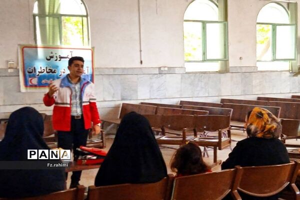 ویژه برنامه‌های هلال احمر پردنجان به‌مناسبت اربعین حسینی/چهارمحال و بختیاری