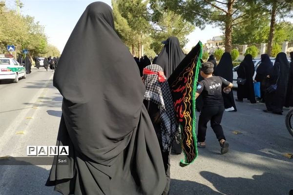 پیاده‌روی جاماندگان اربعین در شهرستان شاهین شهر