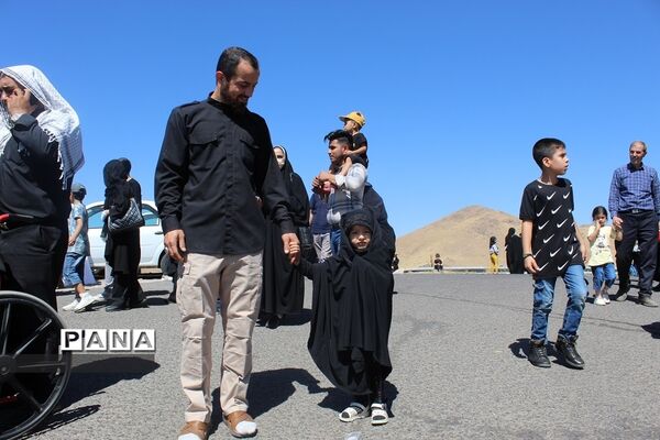 موکب فرزندان حاج قاسم زنجان در پیاده‌روی جاماندگان اربعین حسینی