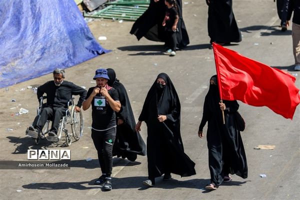 پیاده‌روی عاشقان سیدالشهدا در مسیر کربلا