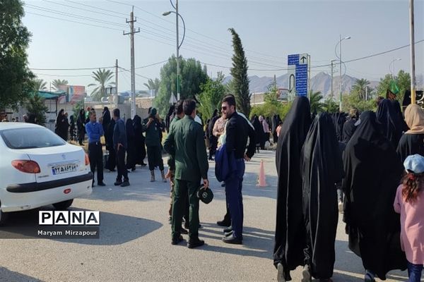 راهپیمایی عظیم جاماندگان اربعین حسینی (ع) در فورگ- استان فارس