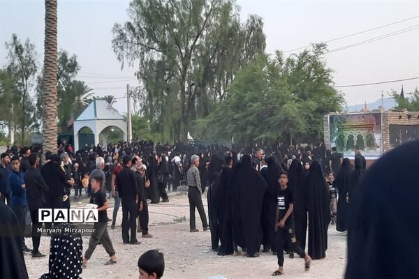راهپیمایی عظیم جاماندگان اربعین حسینی (ع) در فورگ- استان فارس