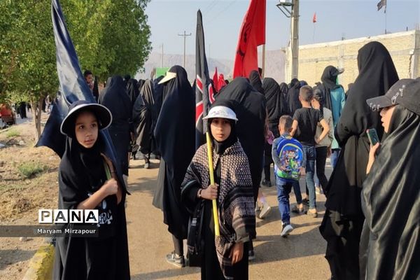راهپیمایی عظیم جاماندگان اربعین حسینی (ع) در فورگ- استان فارس