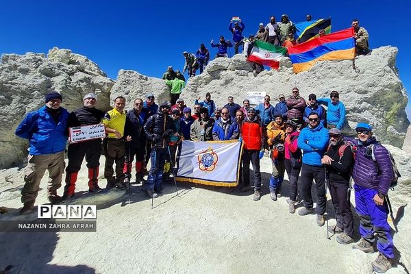 اولین صعود مشترک و بین المللی کوهنوردان ارتش‌های جهان به قله دماوند