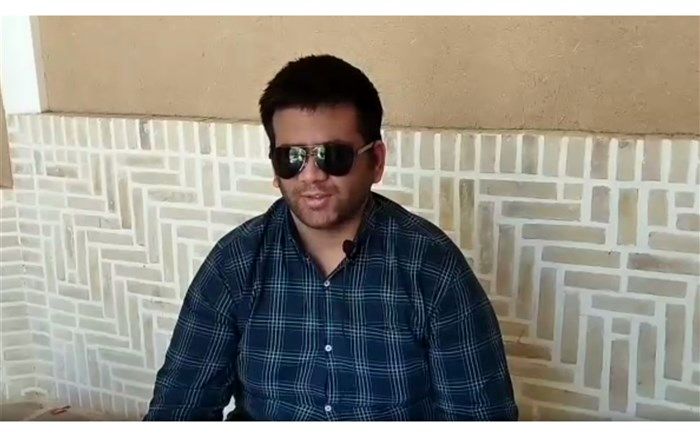 گفتگو باگوینده نابینای رادیو کاشان/فیلم