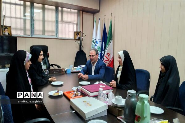نشست نمایندگان دوره یازدهم مجلس دانش‌آموزی شهر تهران
