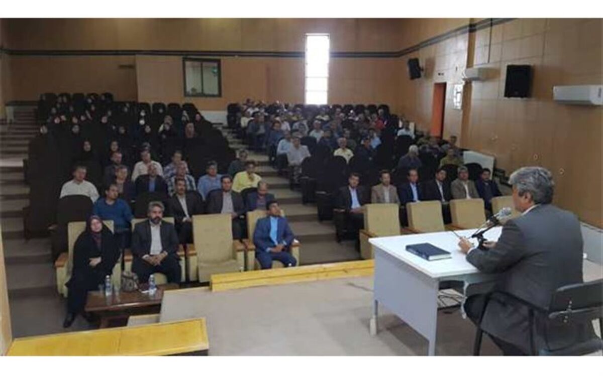 باید بهترین فضا برای رشد دانش‌آموزان در مدارس فراهم شود
