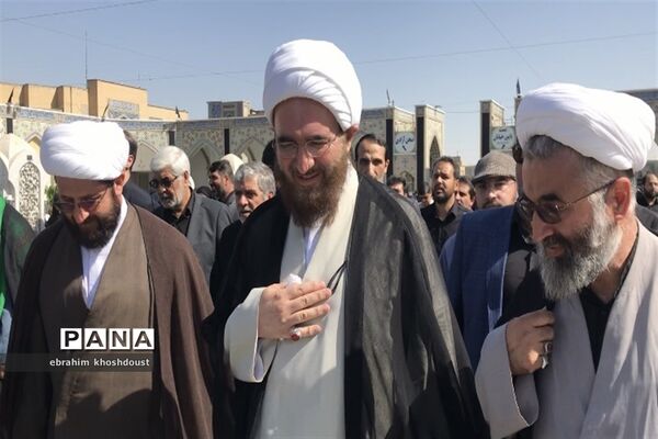 مراسم تشییع پیکر پاک بانوی مومنه مجاهد ملکی درحرم مطهر رضوی