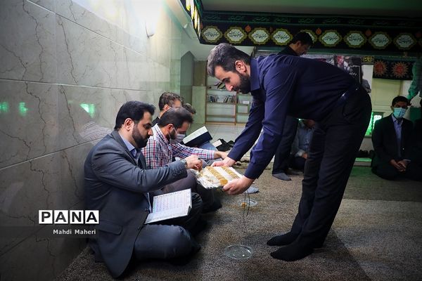 مراسم ترحیم پدر معاون پرورشی و فرهنگی وزارت آموزش و پرورش در سازمان دانش‌آموزی